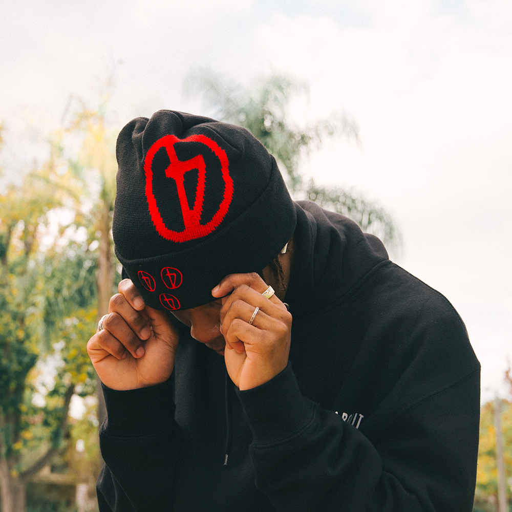 LOGO BLACK BEANIE